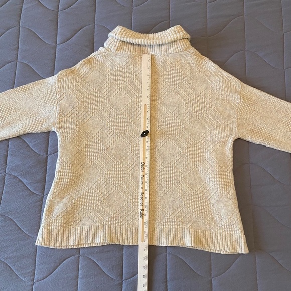 Woolrich-Knit Fringe Cowl Neck Flared Sleeve Sweater -Oatmeal- Size ‎ XL - Picture 4 of 10